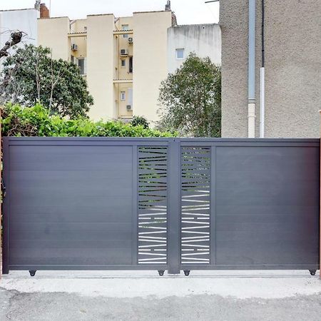L'Amandine ,45 M2 Terrasse Et Garage Centre Ville Saint-Raphaël Buitenkant foto